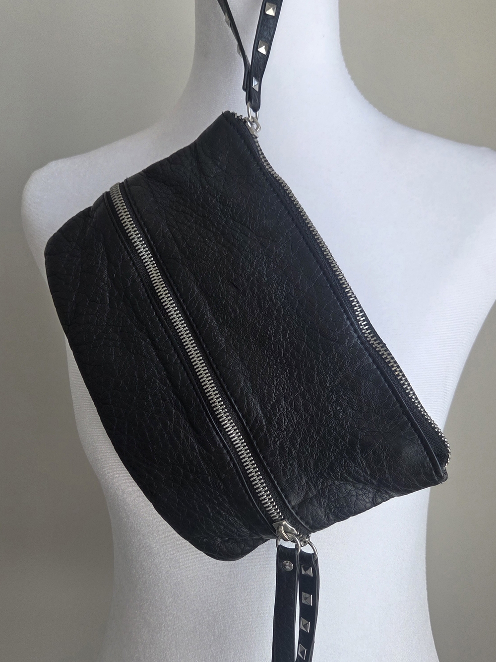 Massimo Black Wristlet